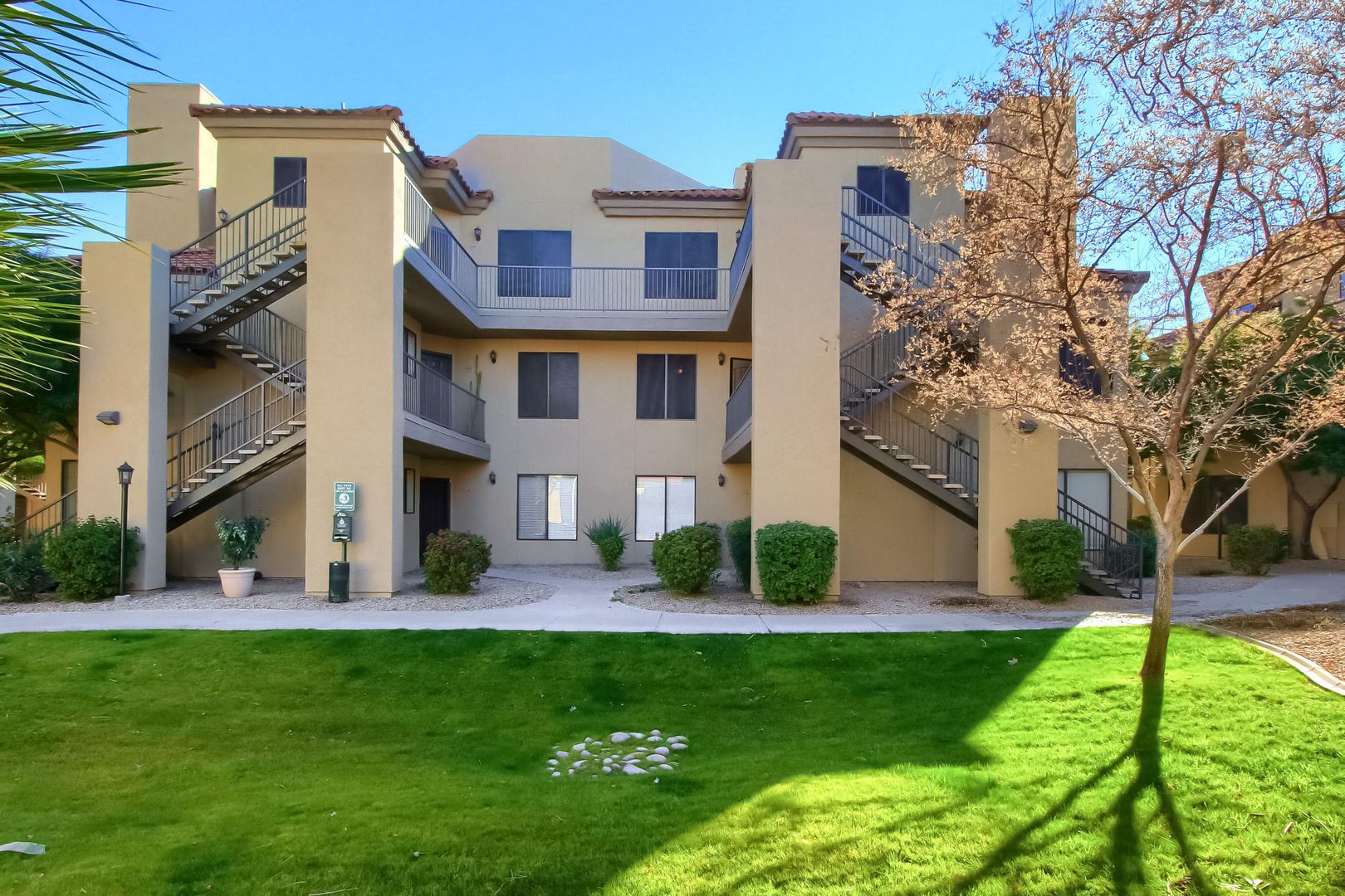 Scottsdale House: 4925 East Desert Cove Avenue