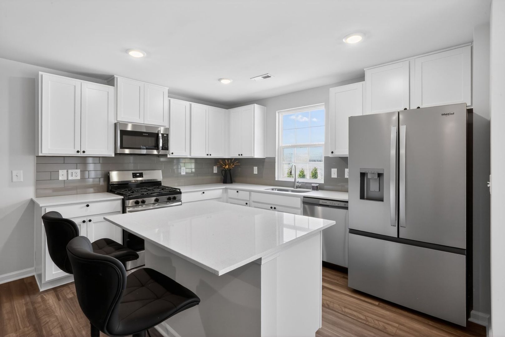 Inman Townhome: 1406 Cattleman Acres Dr