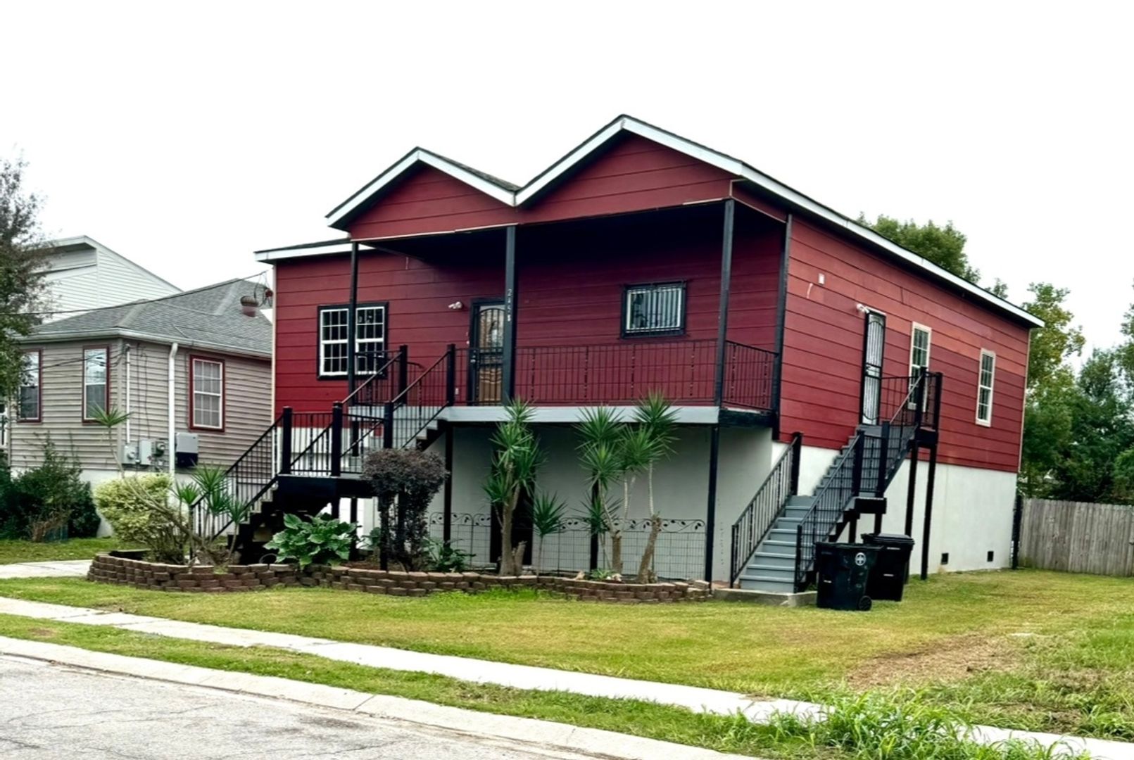 New Orleans House: 2458 Athis St
