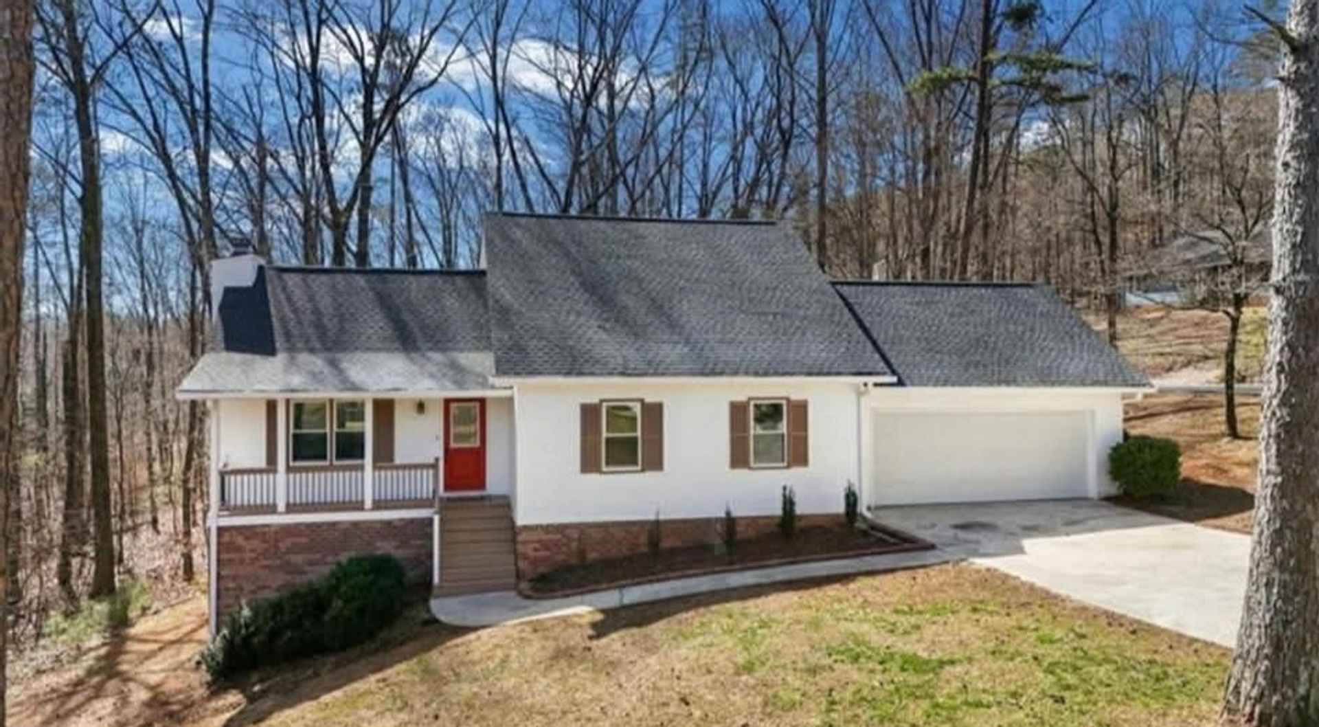 Silver Creek House: 11 Ridgeview Dr SE