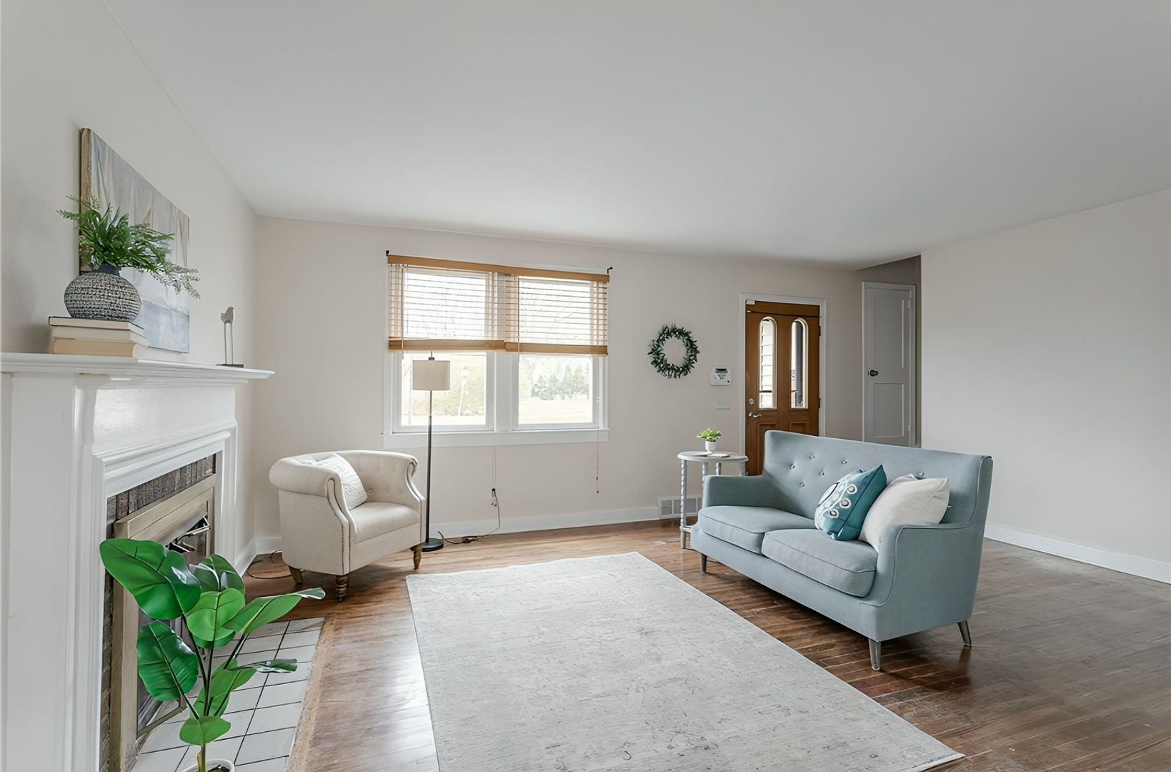 Rochester House: 205 Lattimore Rd