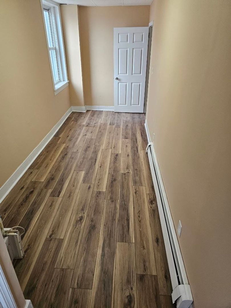 Manville Townhome: 58 S Main St