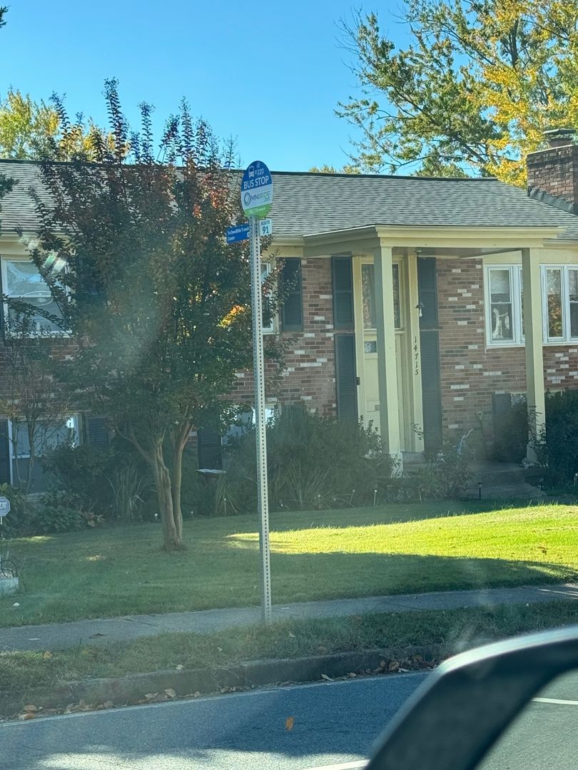 Woodbridge House: 14756 Delta Ct