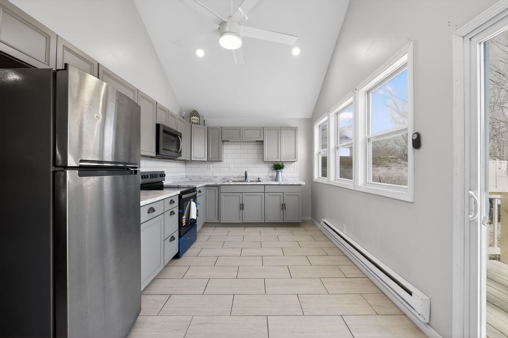 Alum Bank House: 434 Wayne Blvd