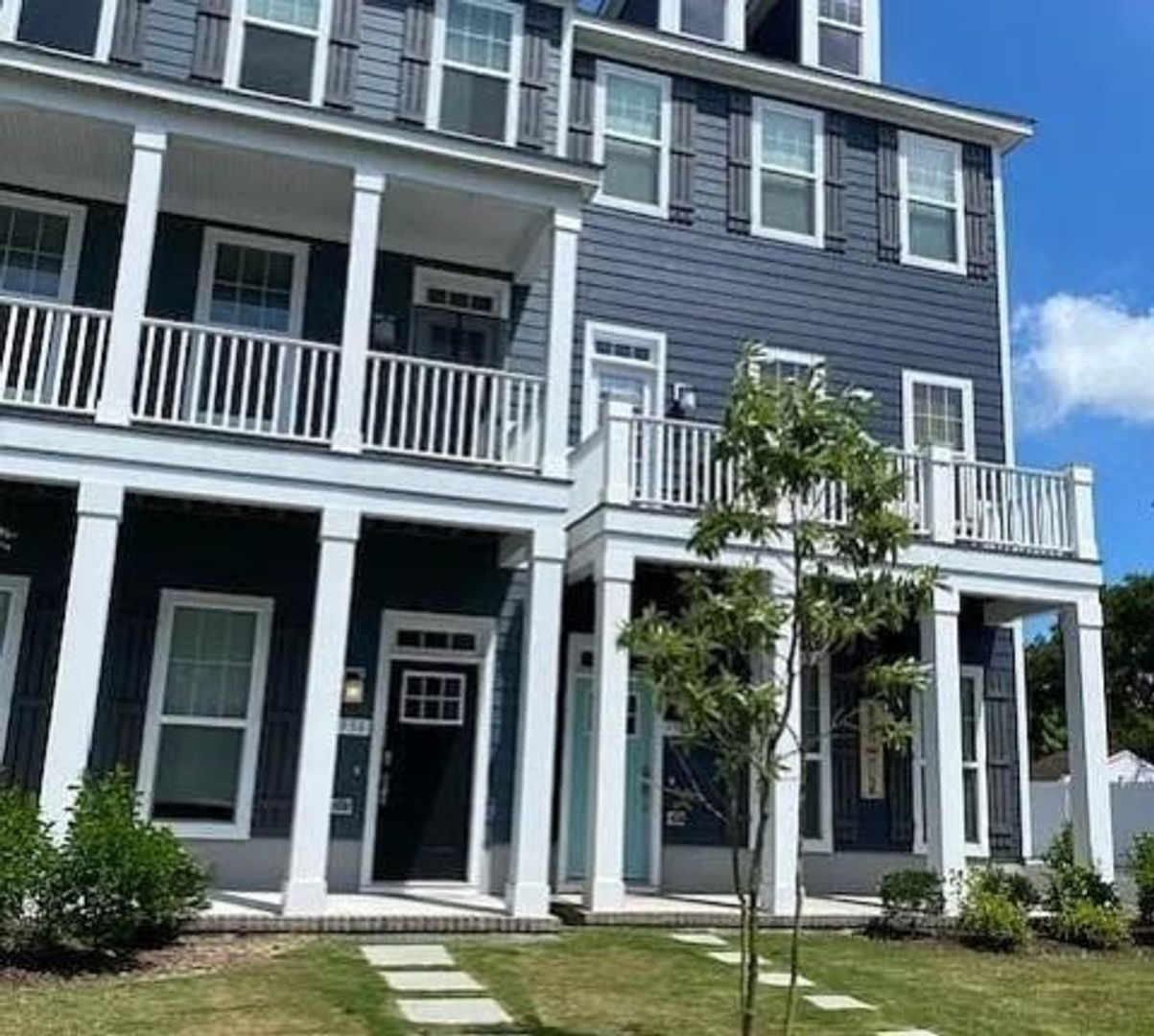 Norfolk House: 9556 21st Bay St