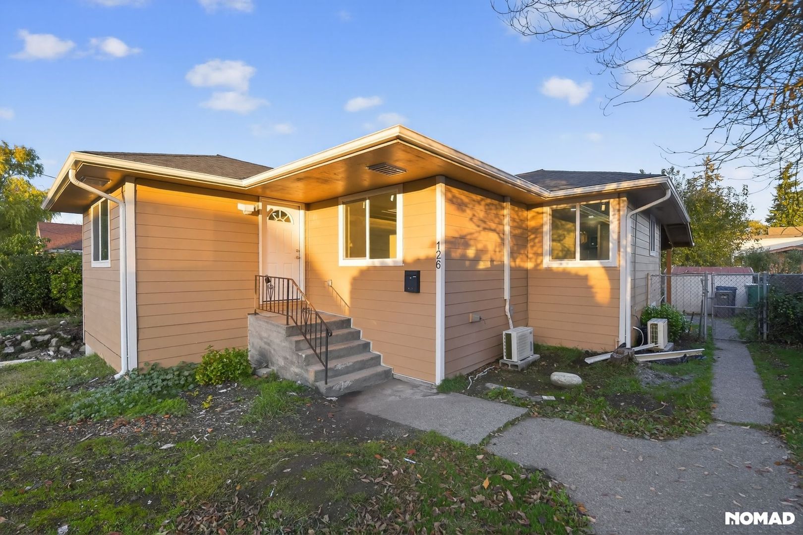 Auburn House: 126 K St Ne