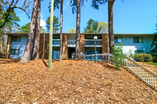 2 Bedroom condo in Raleigh – photo 1