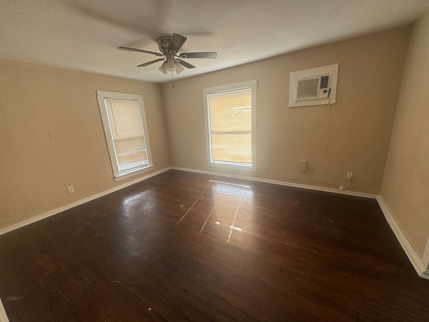 Houston Townhome: 7018 Ave F