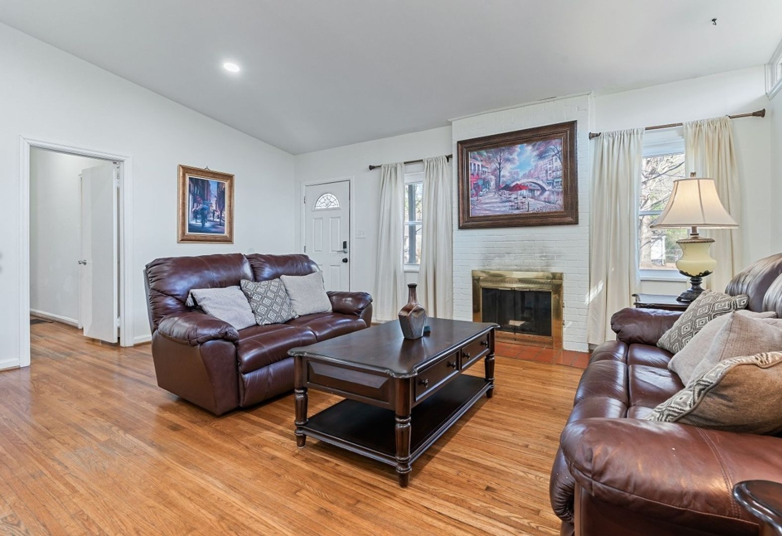 Birmingham House: 212 Stacy St