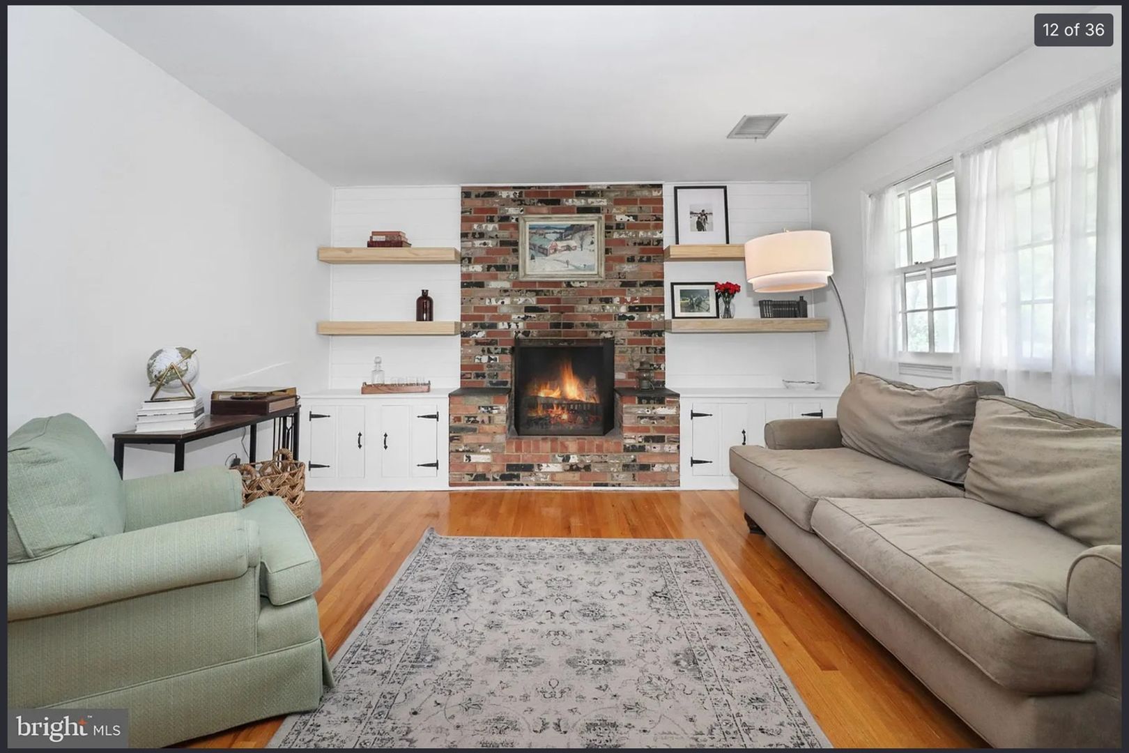 East Windsor House: 163 Hickory Corner Rd