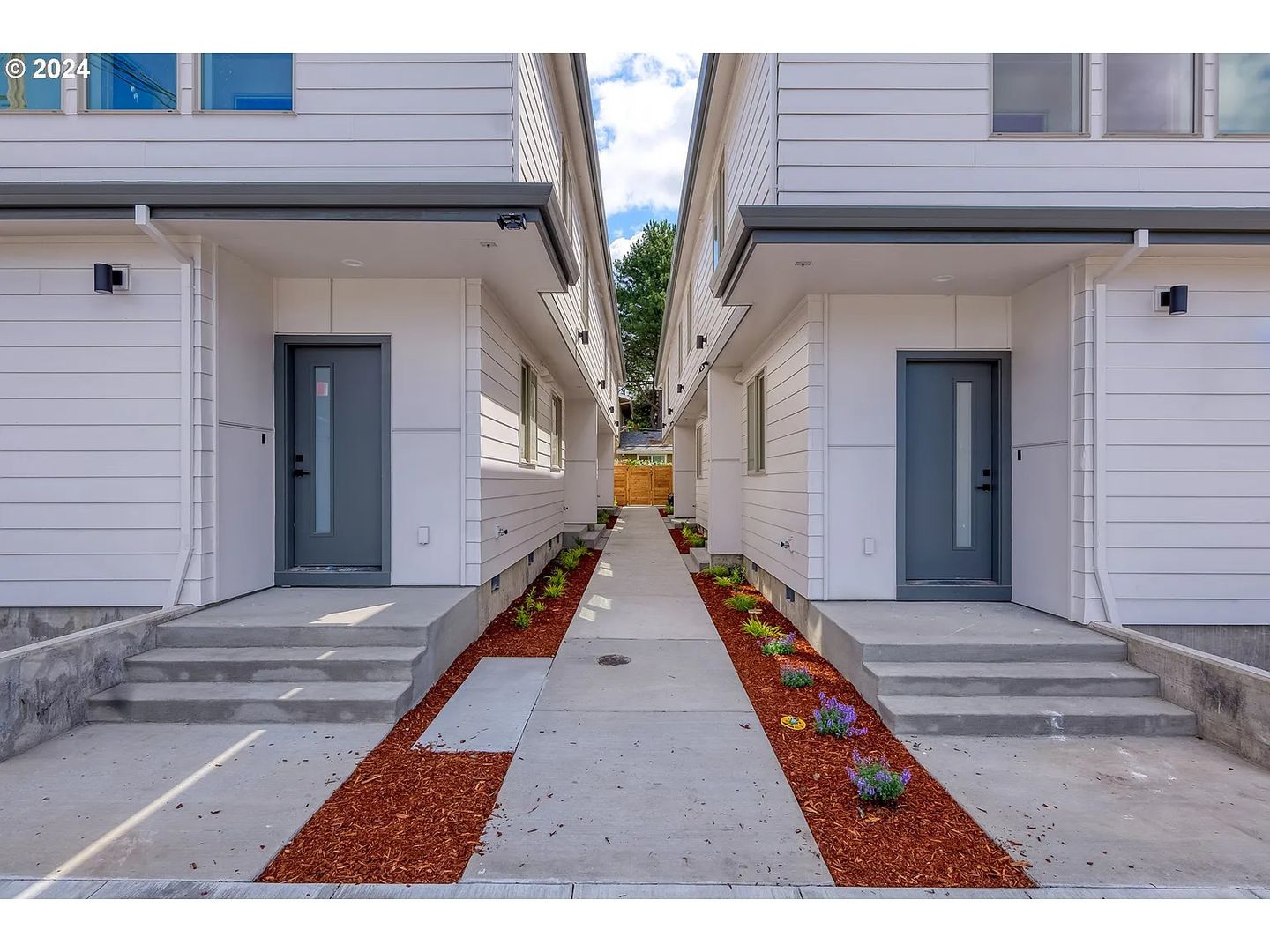 Portland Condo: 1570 SE 50th Ave