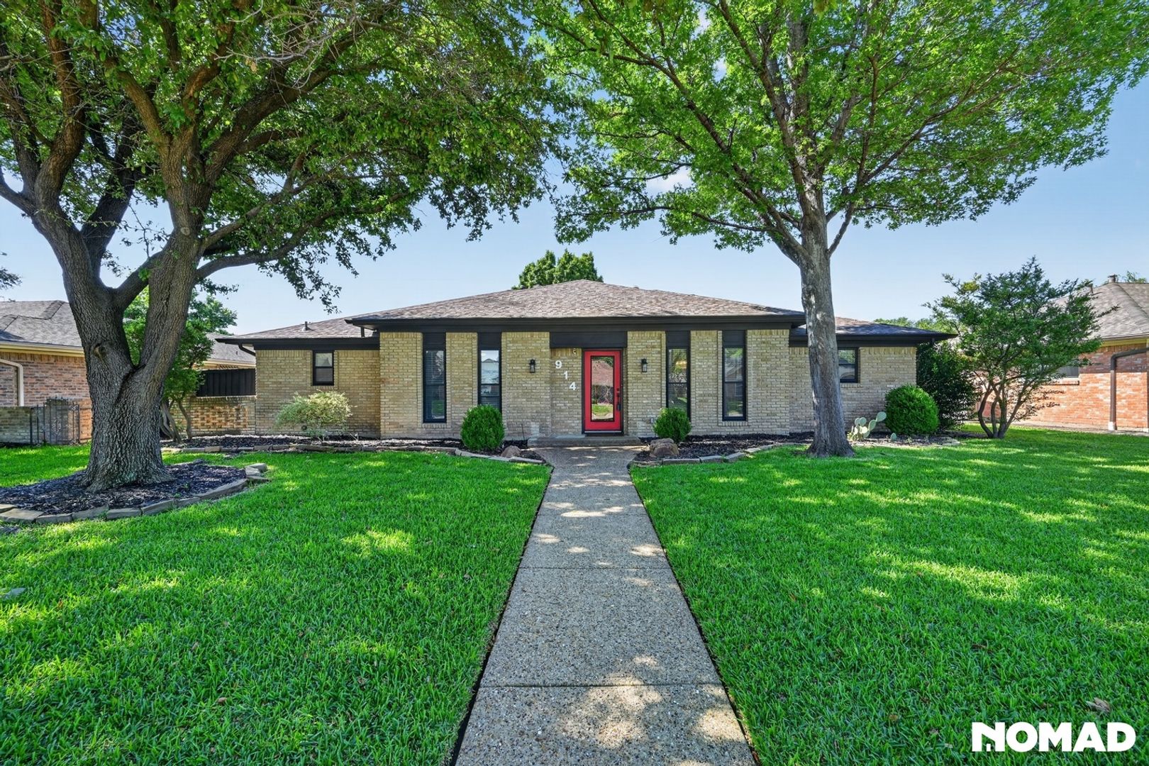 Richardson House: 914 Edgewood Dr