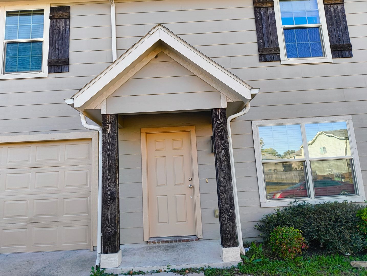 Fort Worth House: 1432 Sierra Estates Trl