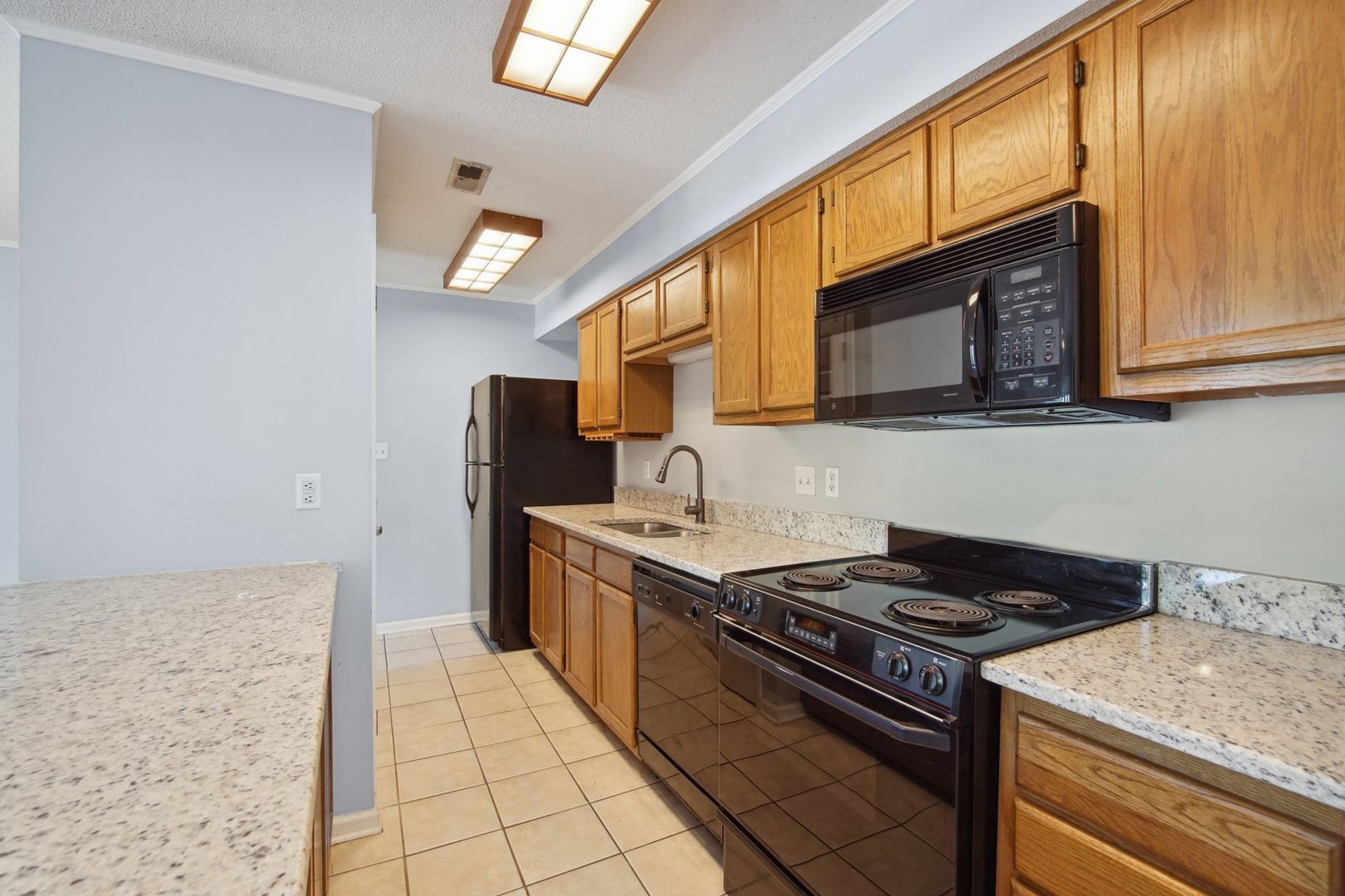 Raleigh Condo: 2010 Quaker Lndg