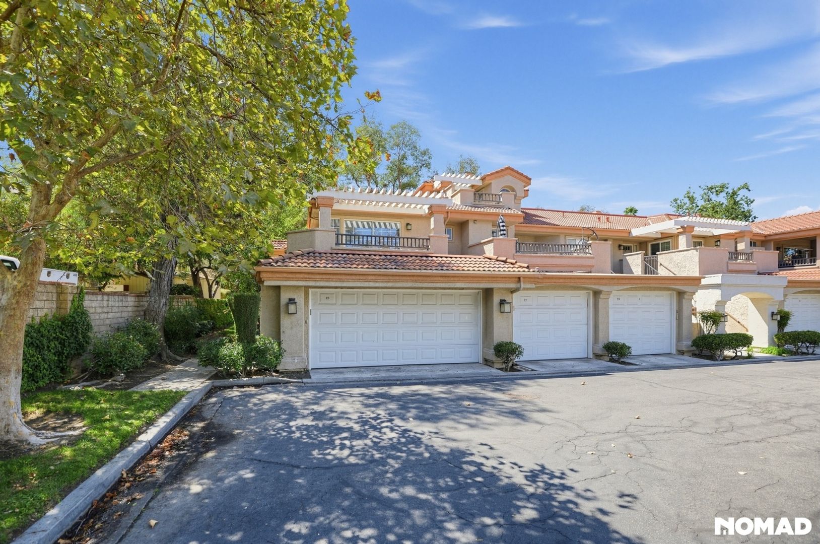 Valencia Condo: 25845 Mcbean Pkwy
