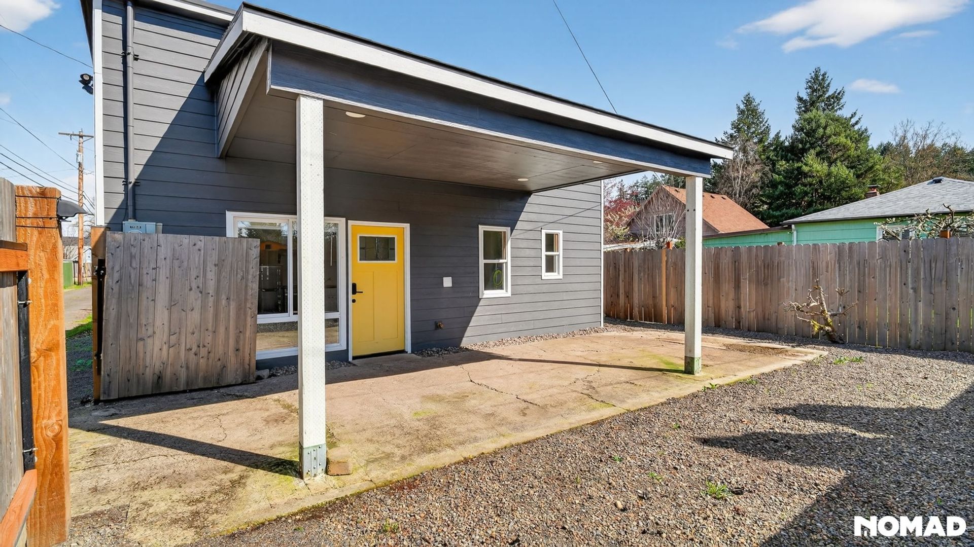 Salem House: 1155 18th St NE, Unit B