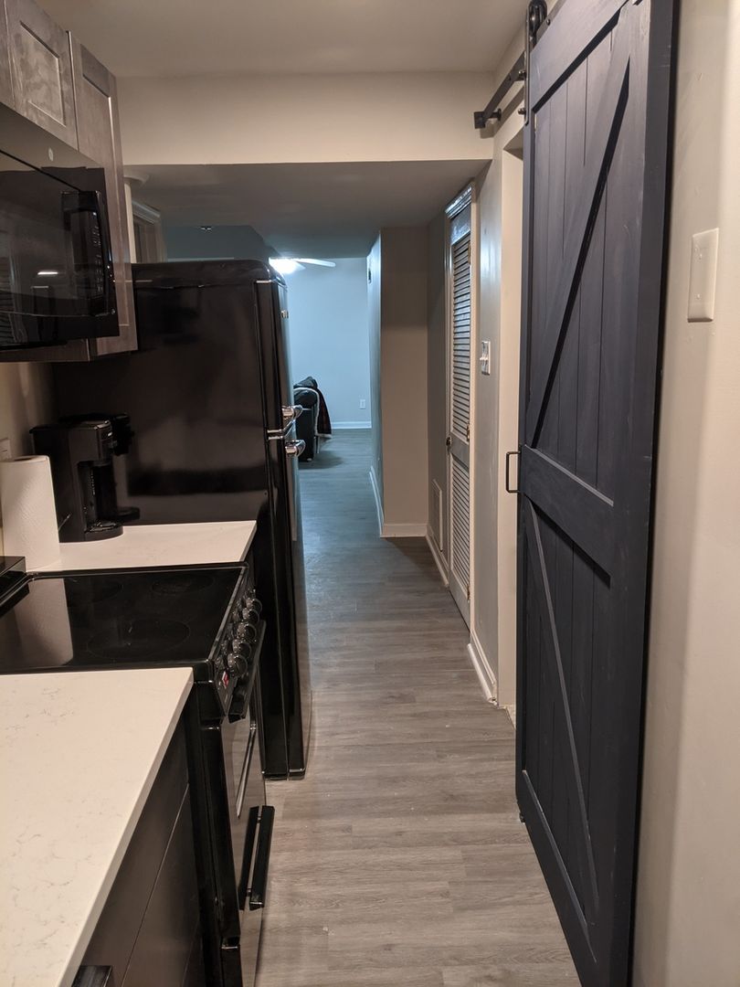 Washington Condo: 2713 Fort Baker Dr Se