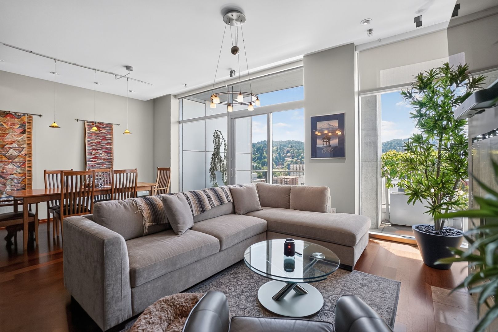 Portland Condo: 1221 Sw 10th Ave