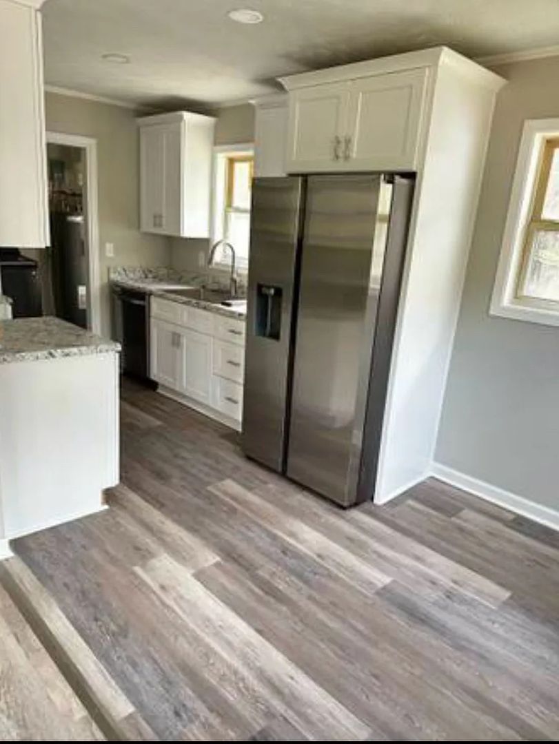 Spring Lake House: 216 Westbrook Dr
