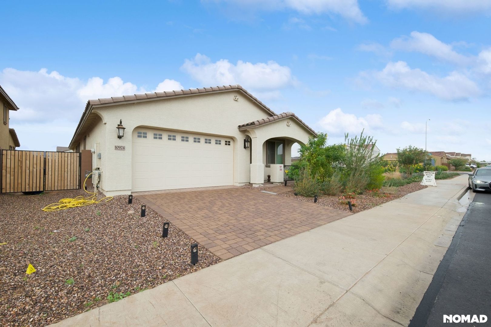 Mesa House: 10924 E Texas Ave