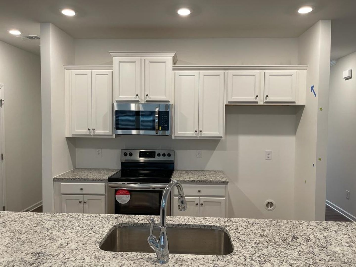 Canton House: 337 Whitetail Cir