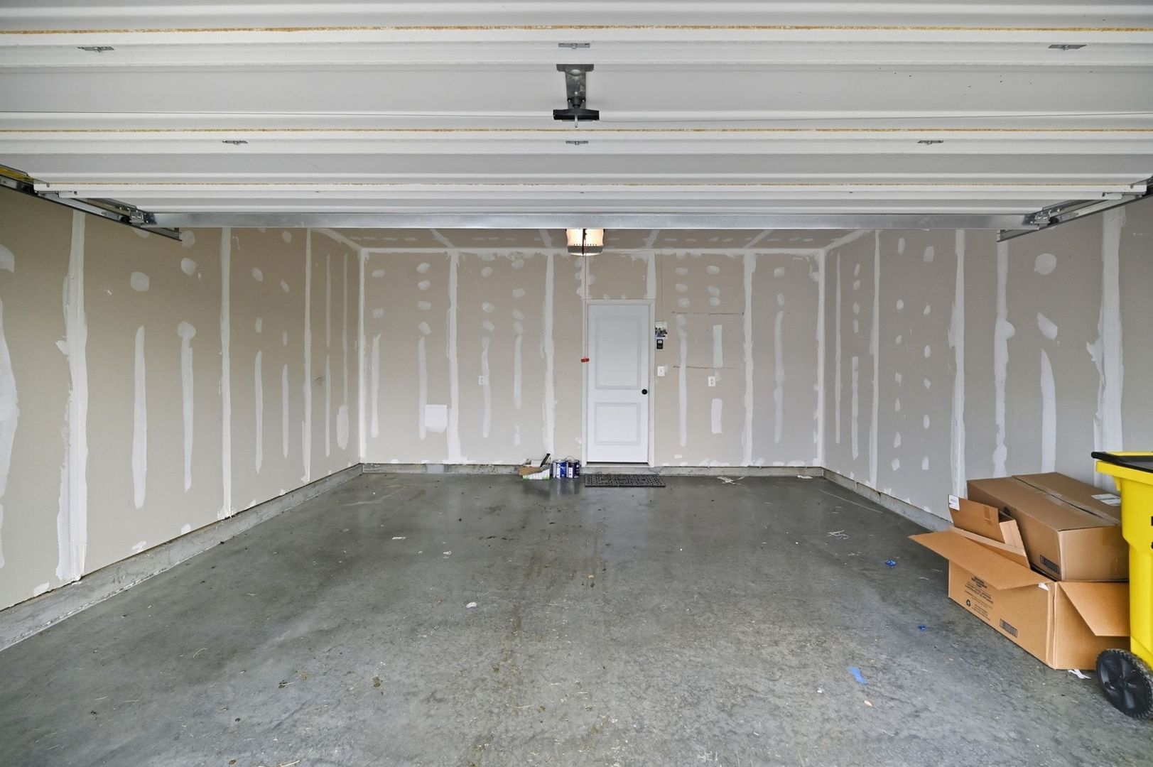 Hedgesville House: 22 Preening Rd