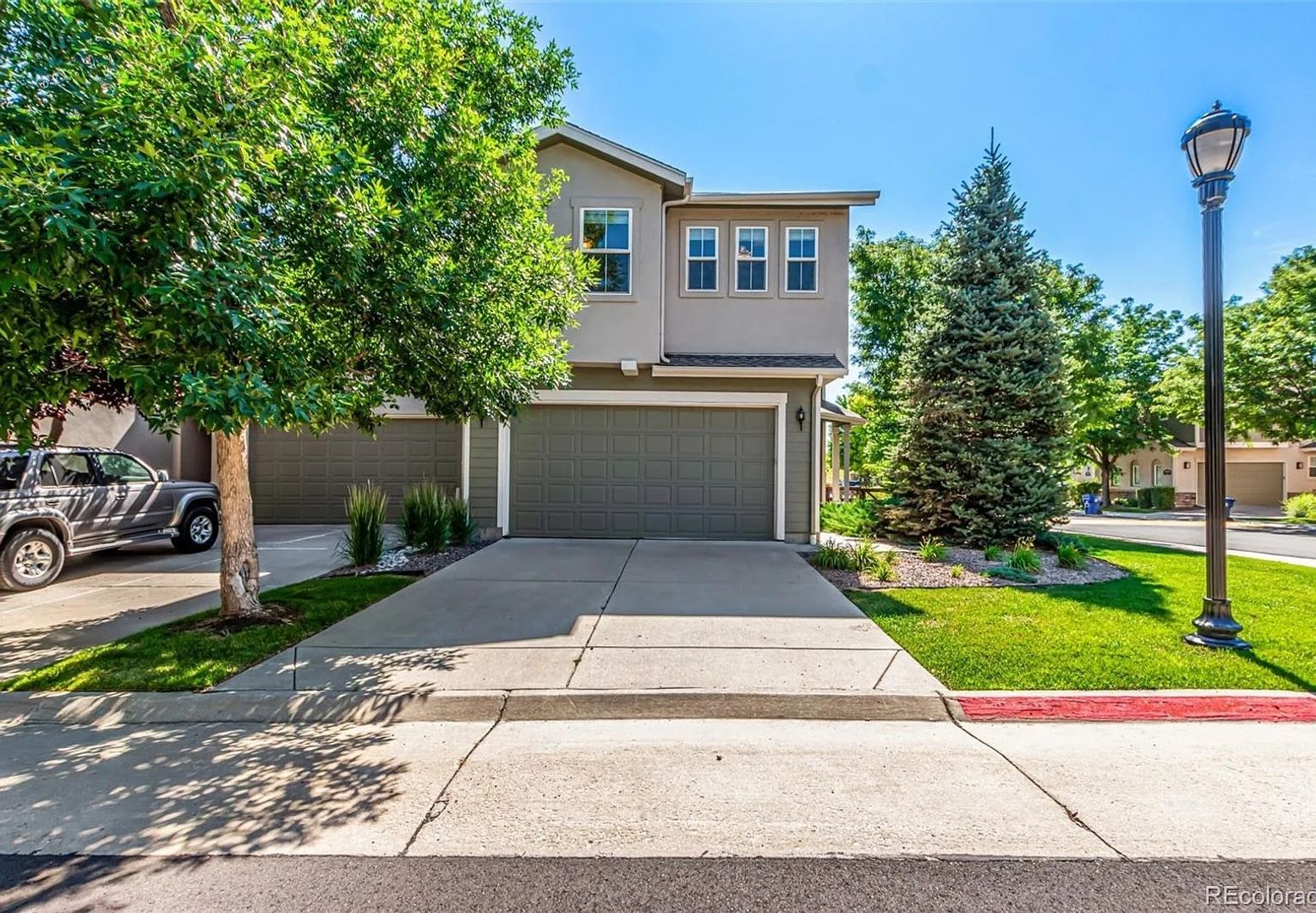 Englewood Townhome: 6190 S Oswego St