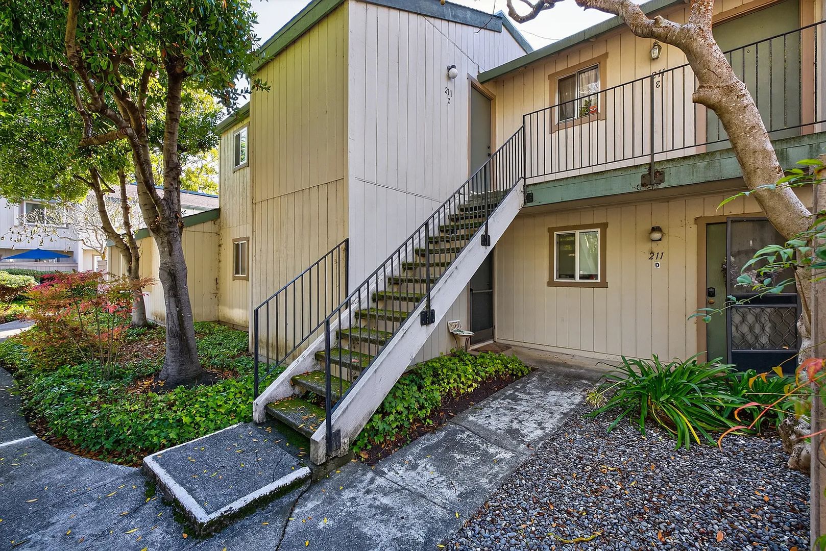 Santa Rosa Condo: 211 Stony Point Rd