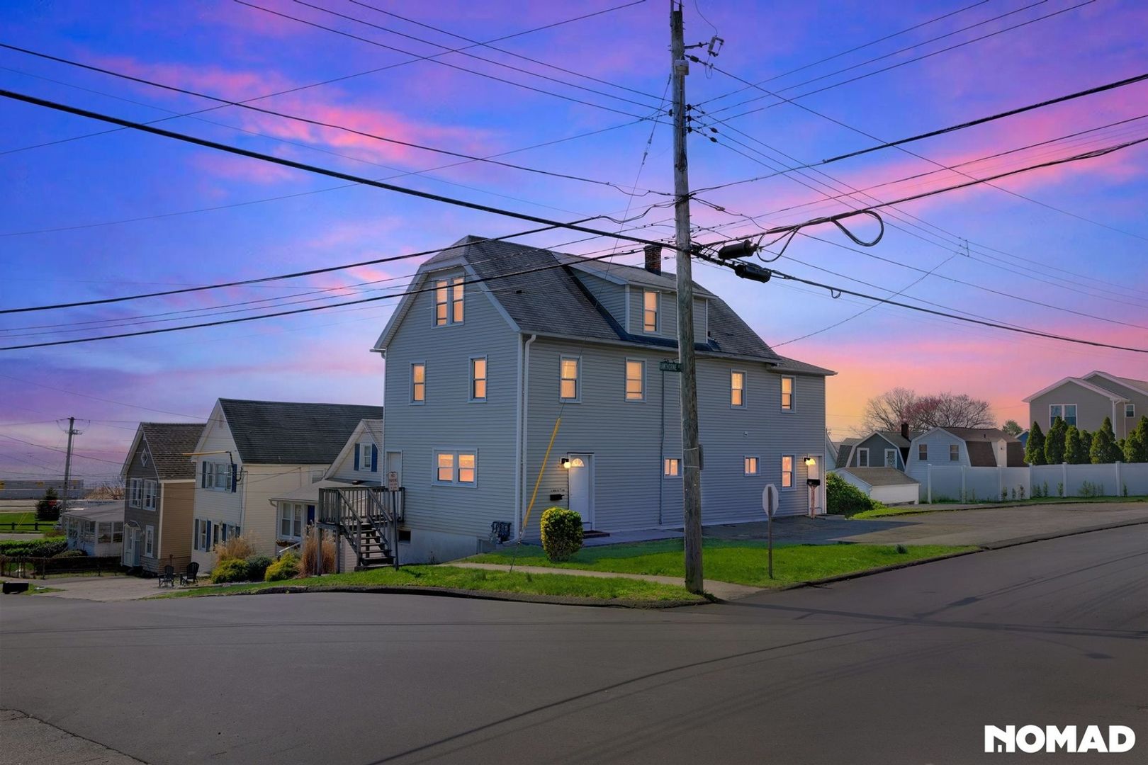 West Haven Townhome: 54 Dawson Ave