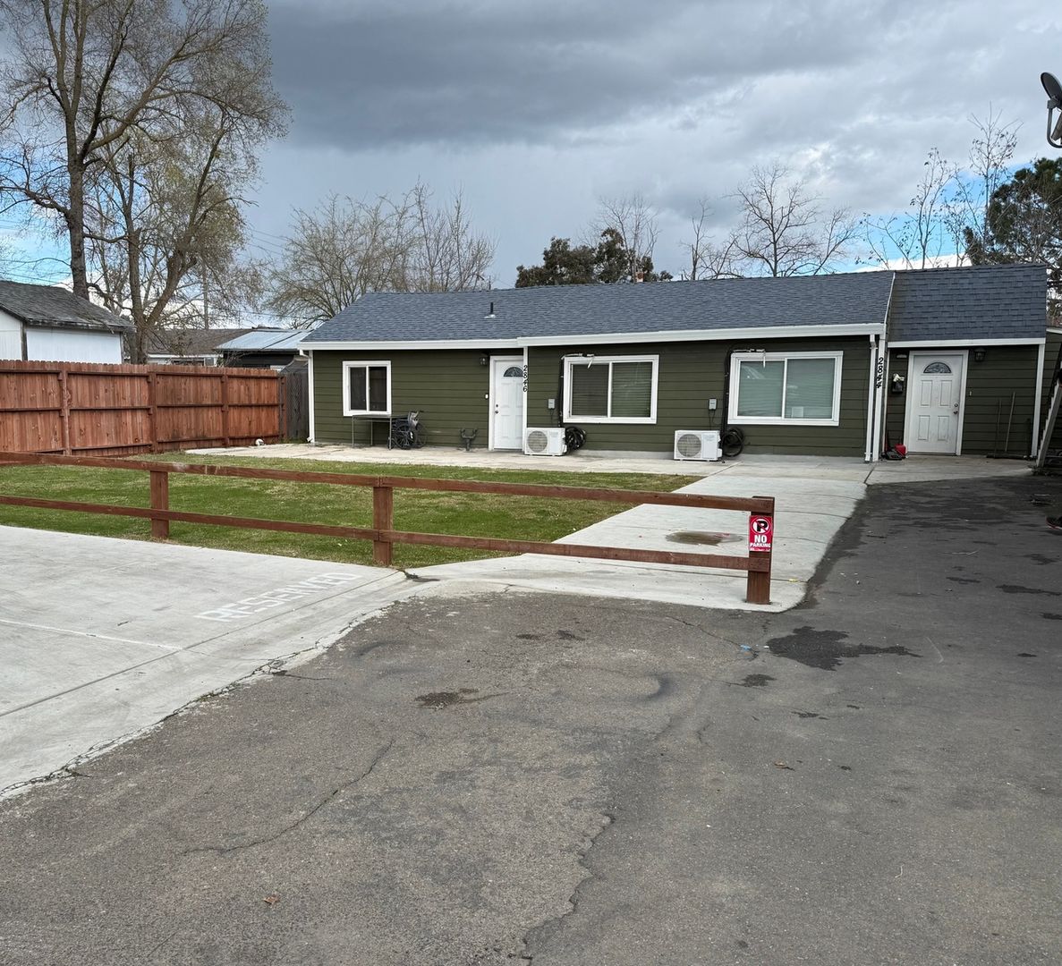 Sacramento Townhome: 2844 Rio Linda Blvd