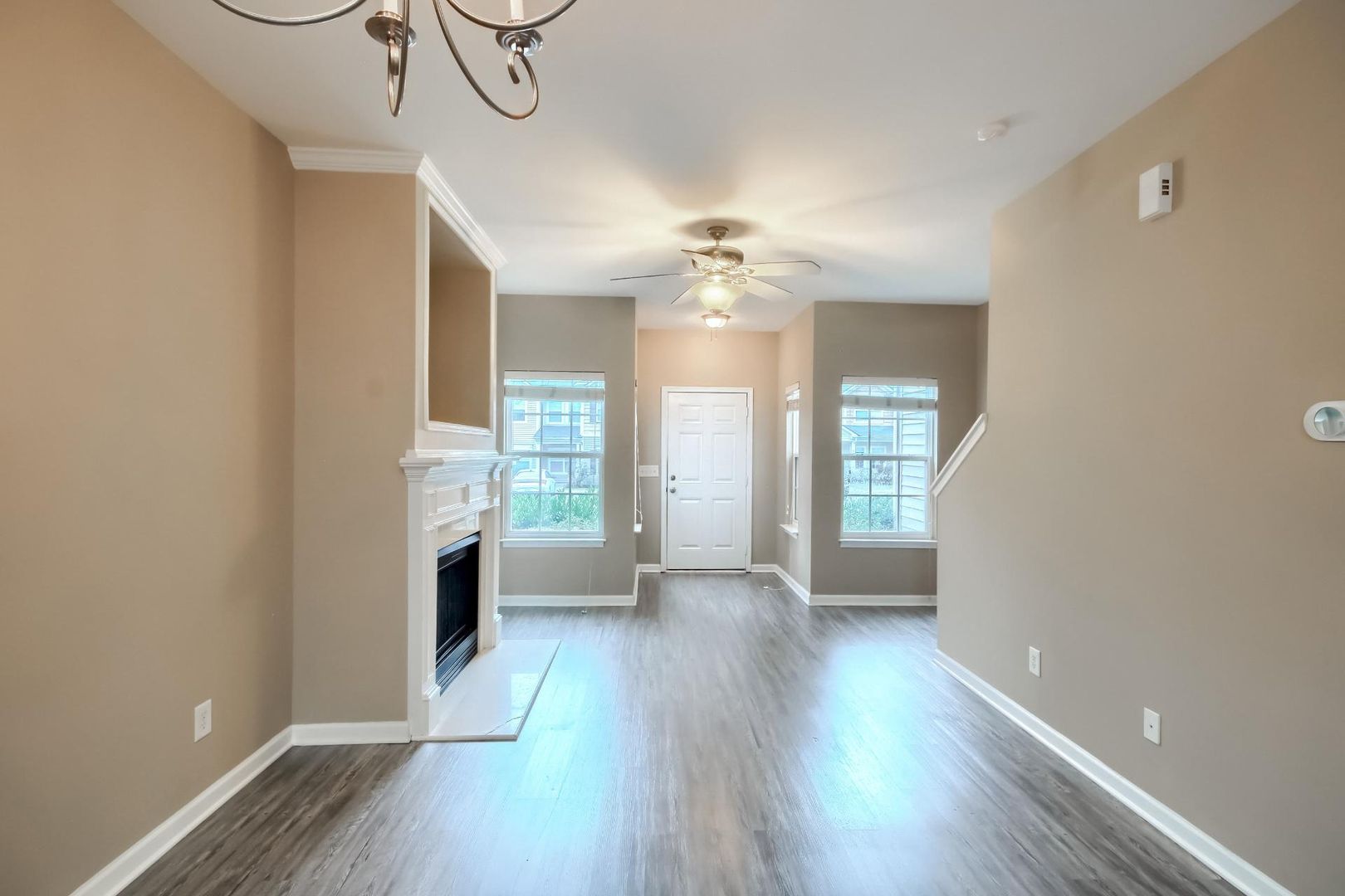 Rock Hill House: 1037 Constitution Park Blvd