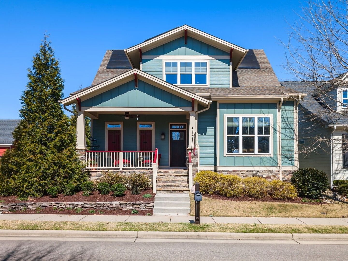 Chapel Hill House: 1980 Great Ridge Pkwy