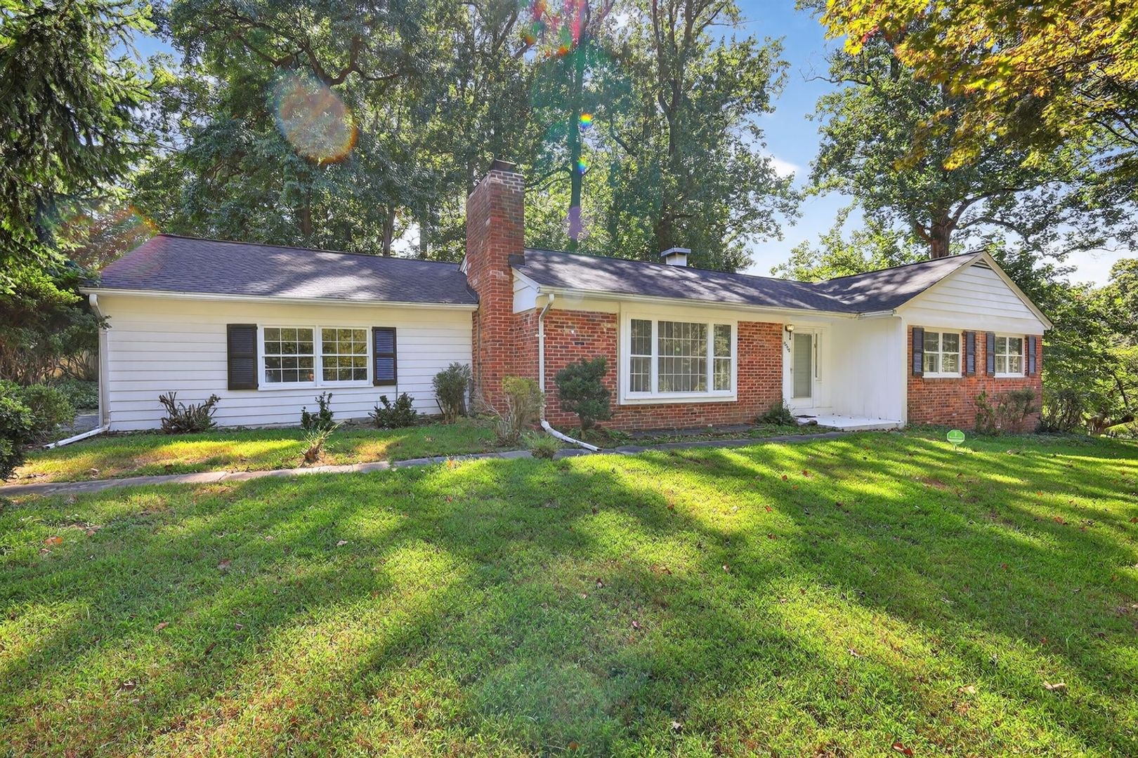 Wheaton House: 13308 Norden Dr