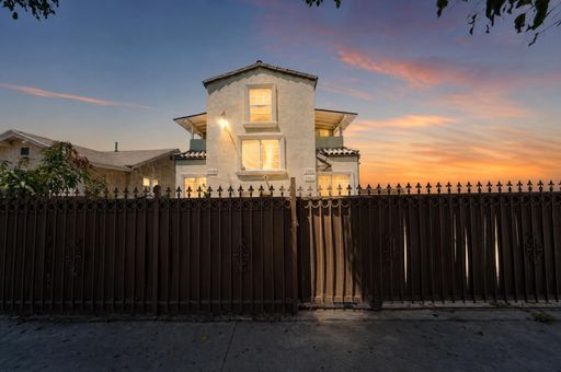 Charming 3BR 2BA in Los Angeles – photo 1