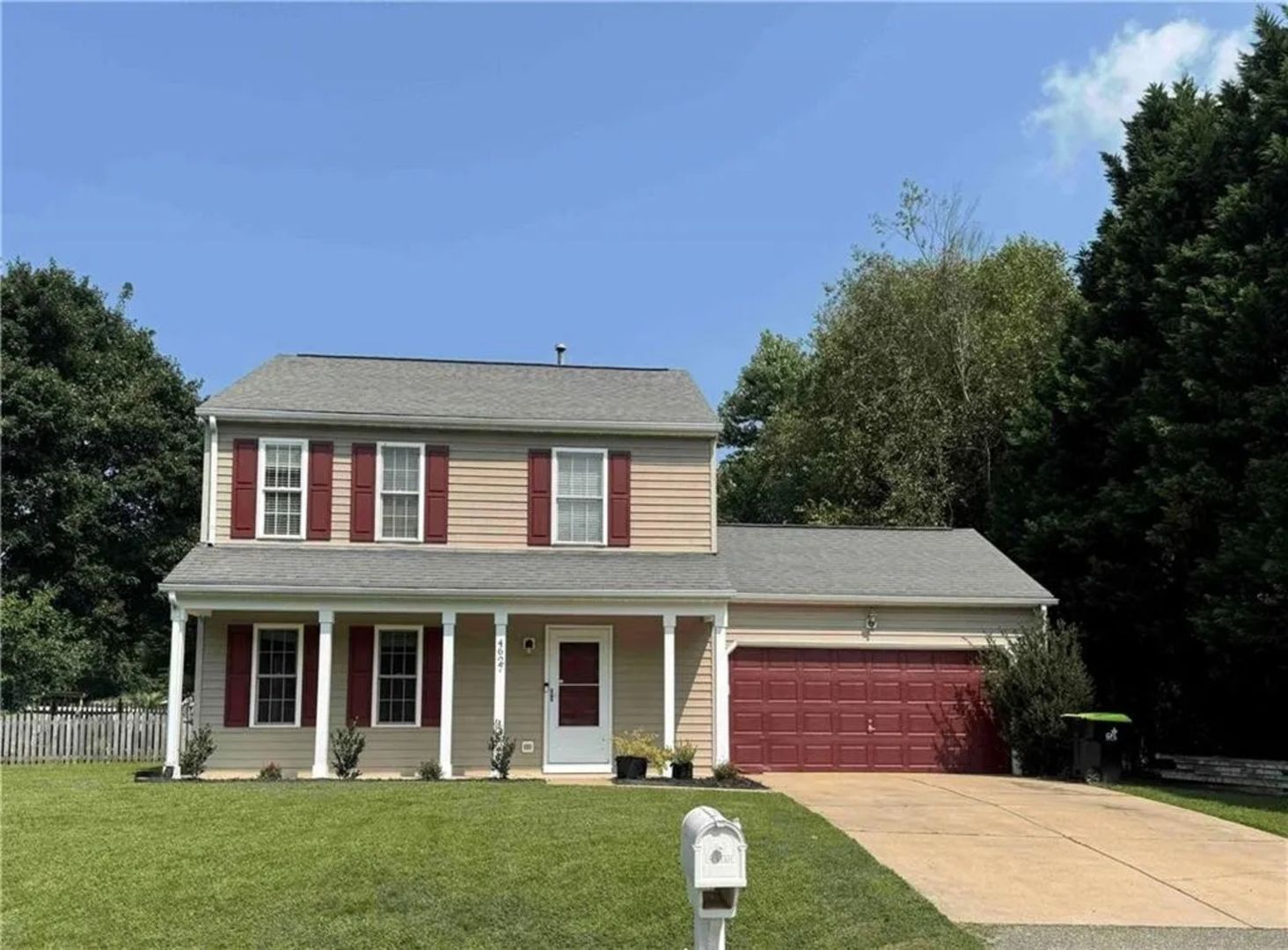 Williamsburg House: 4627 Prince Trevor Dr