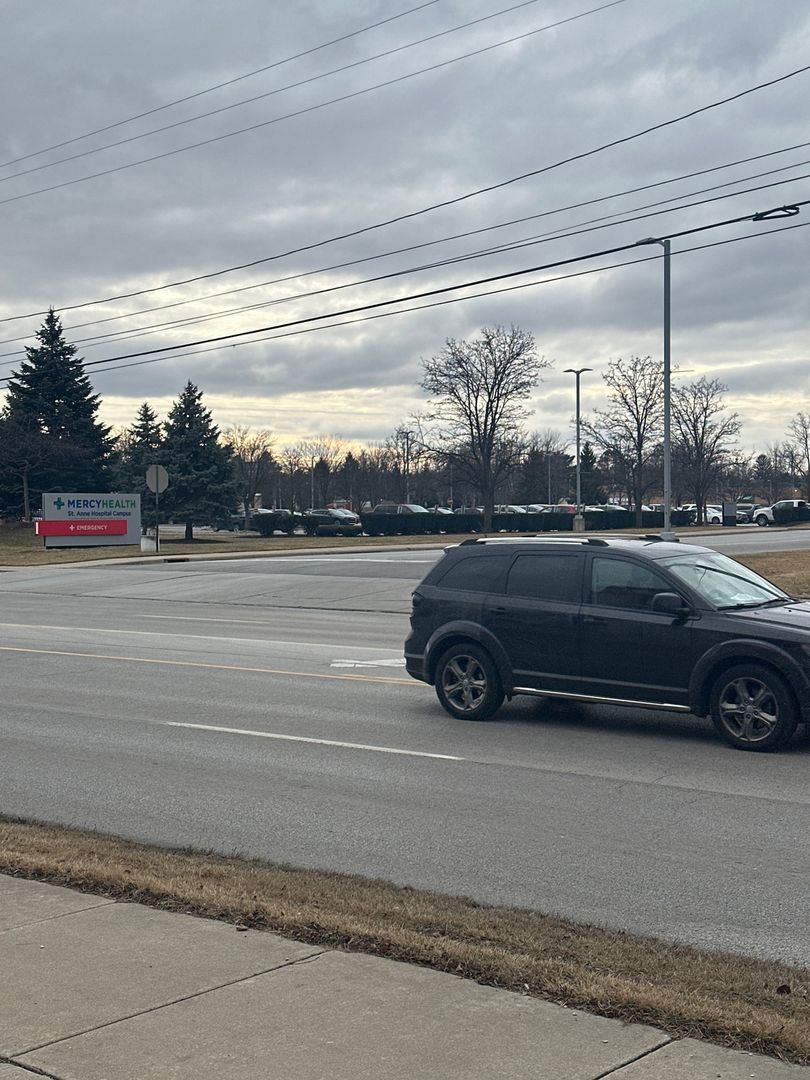 Toledo Townhome: 4114 Secor Rd