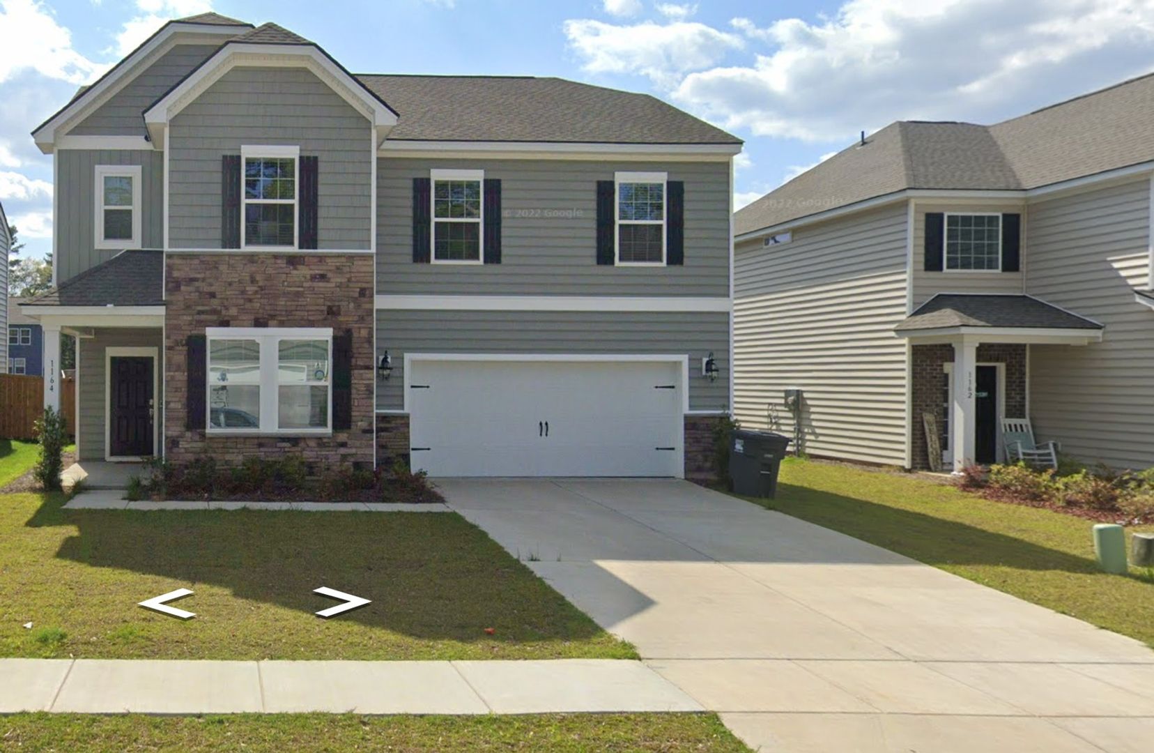 Summerville House: 1164 Mossy Rock Dr