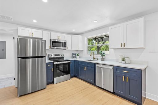Charming 2BR House in Tampa – photo 1