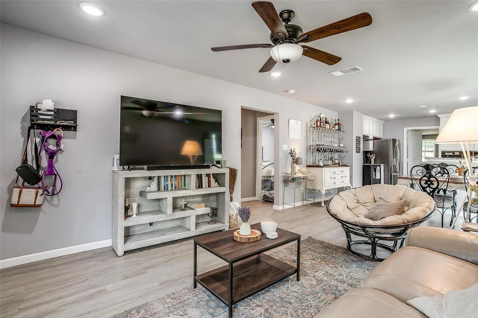 Fort Worth House: 1044 E Ramsey Ave