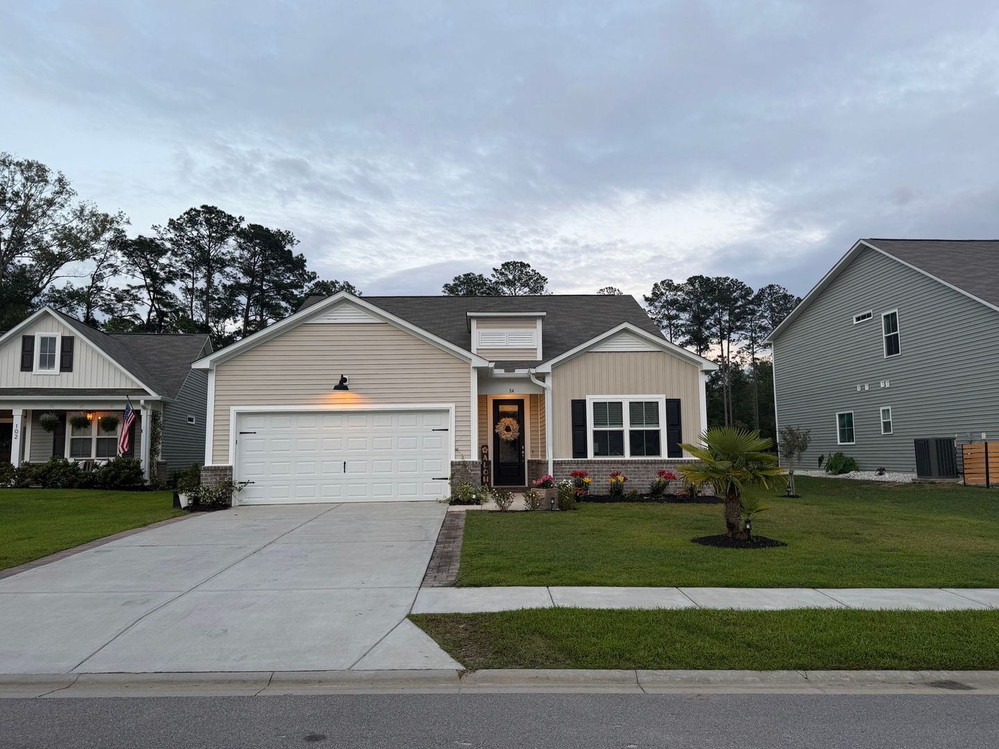 Ridgeland House: 84 Flagstaff Ln