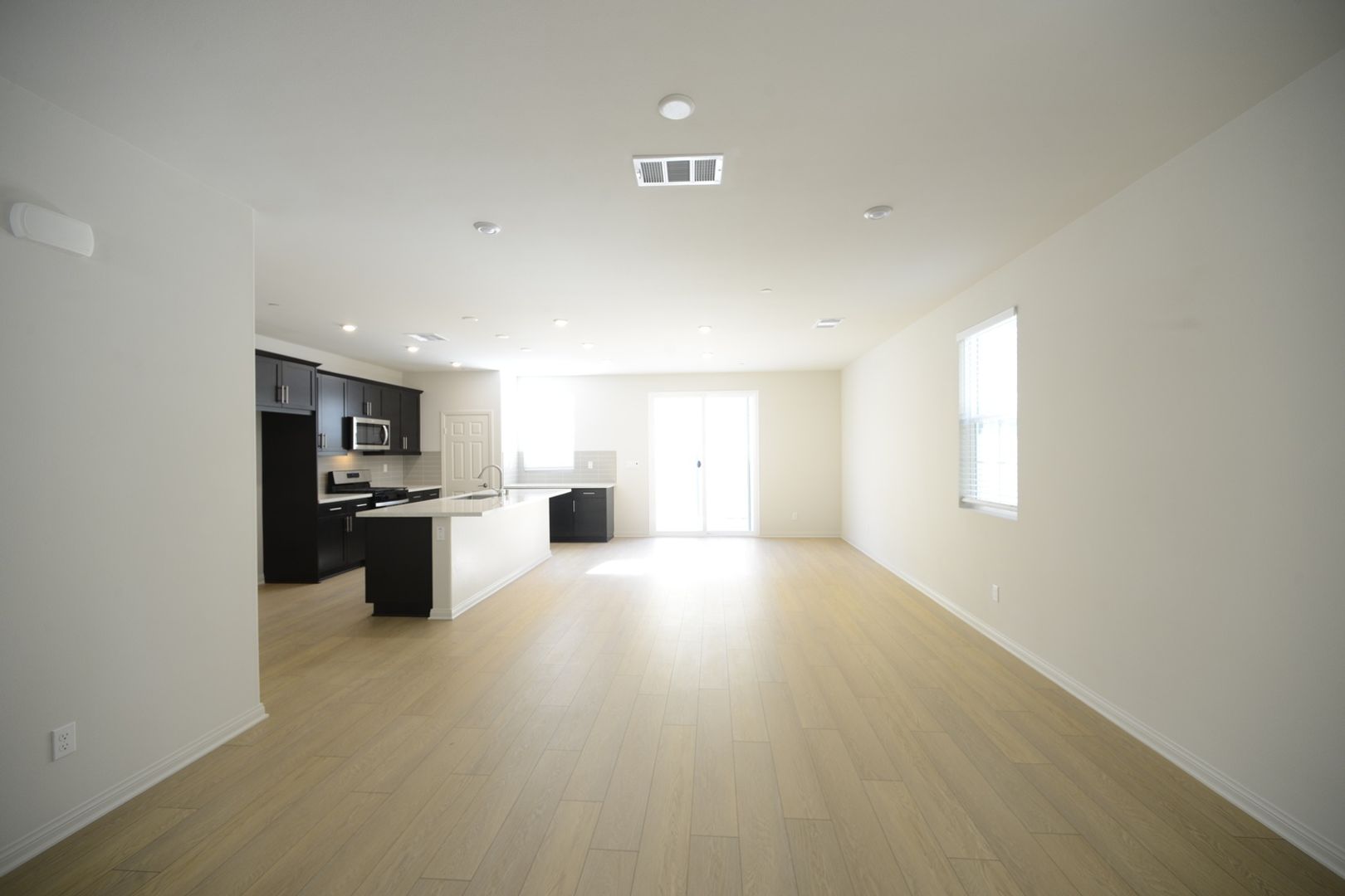 Menifee House: 26596 Platte Rd