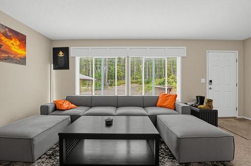 Charming 3BR House in Tahuya