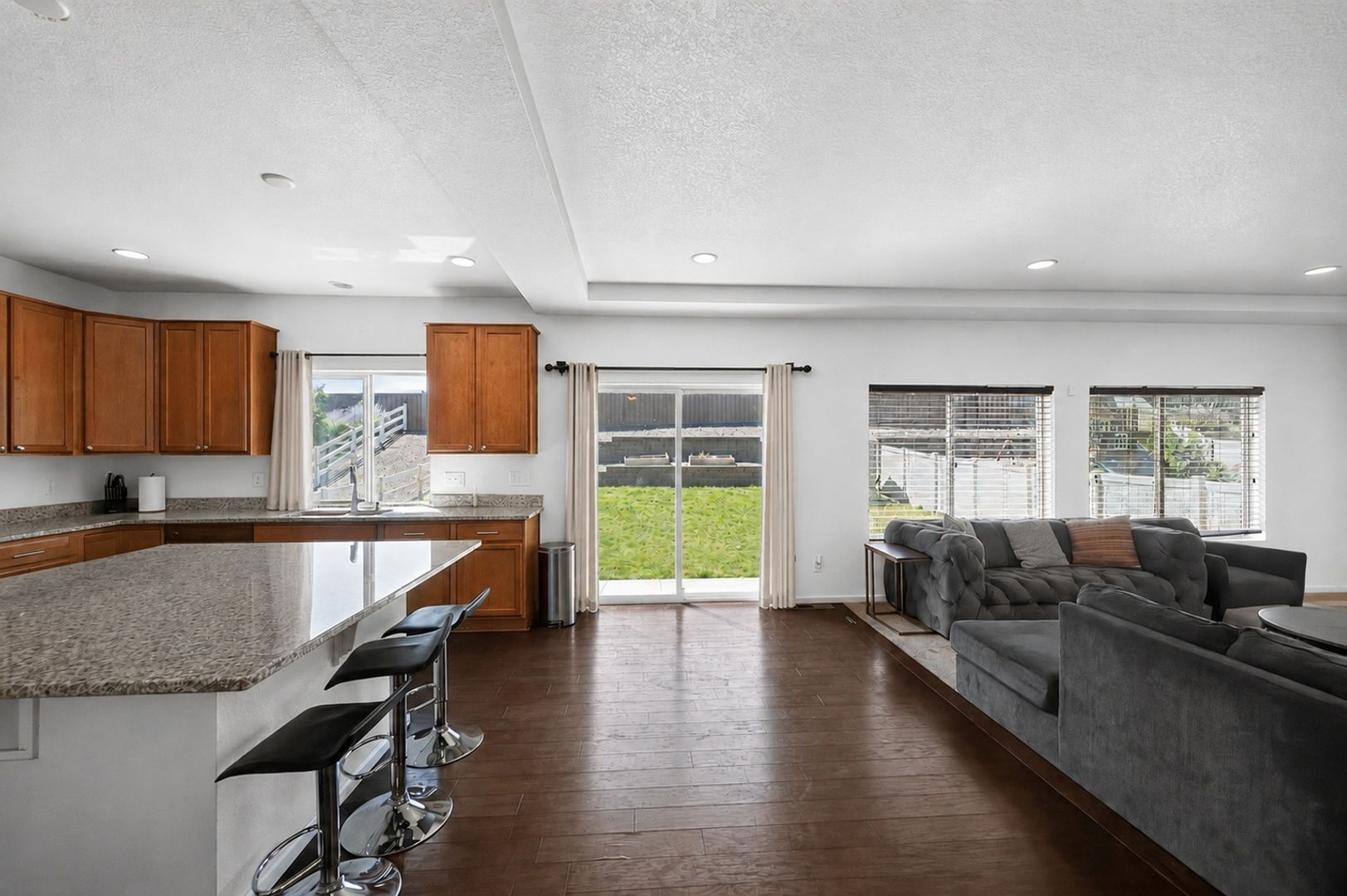 Denver House: 17908 E 52nd Ave
