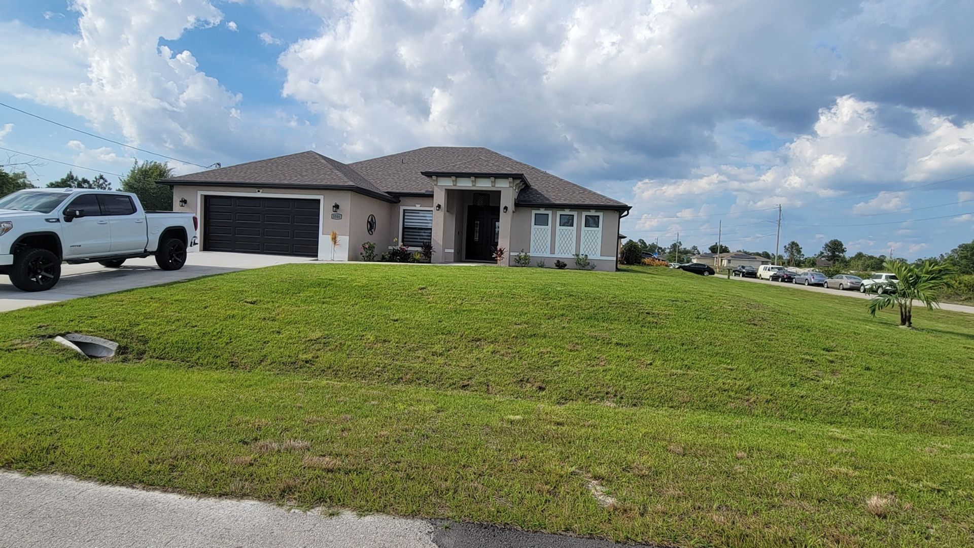 Lehigh Acres House: 3506 9th St W