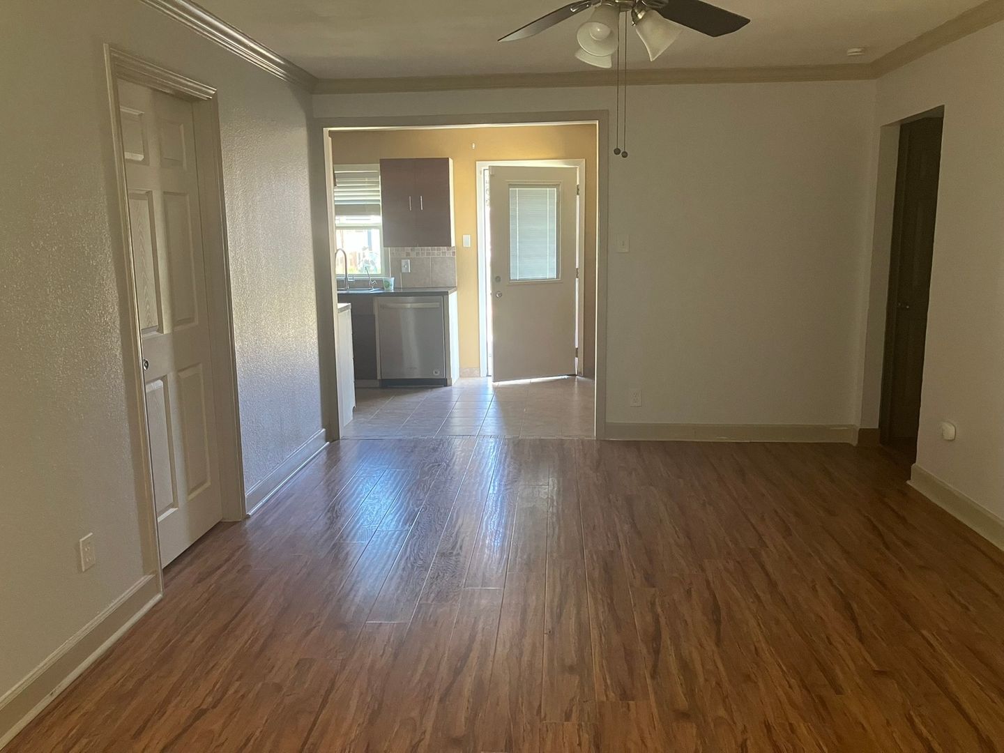 Humble House: 517 Windswept Dr