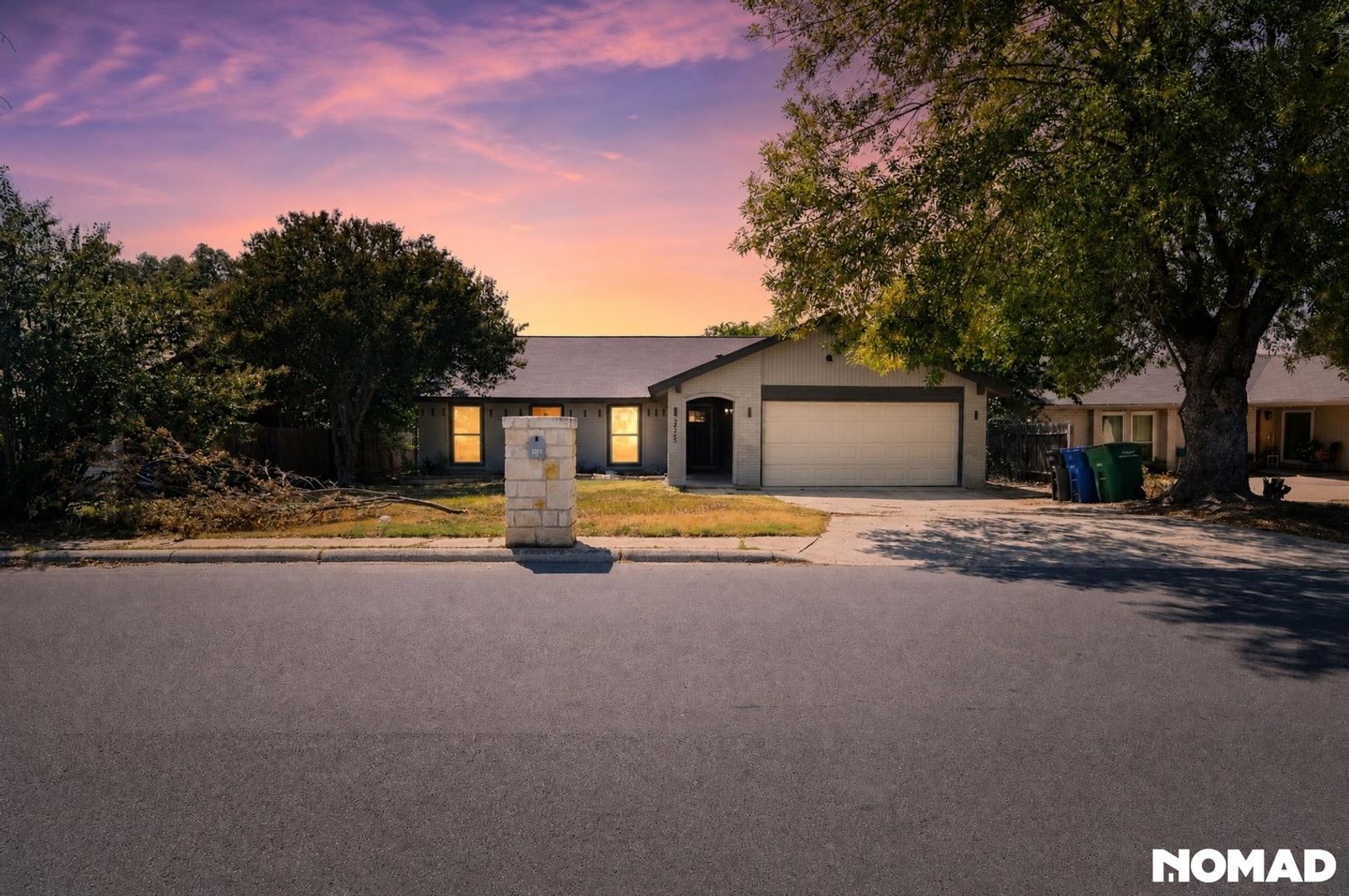 San Antonio House: 2715 Lakemist St