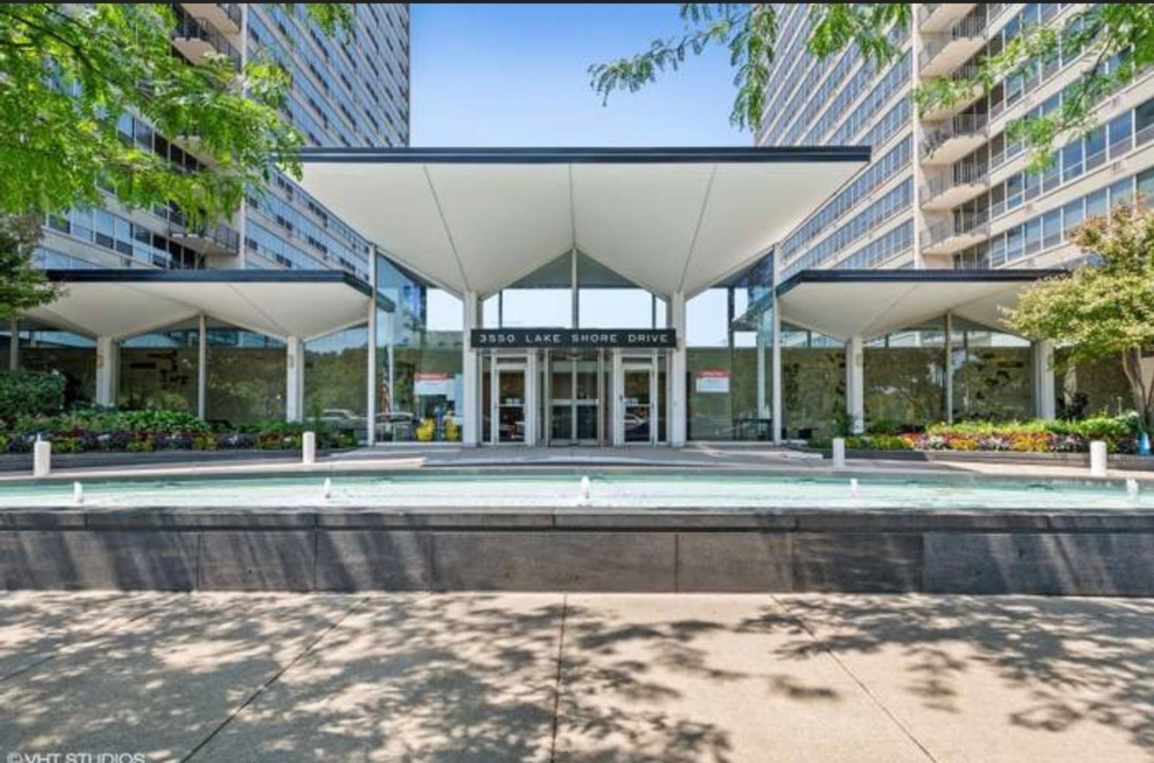 Chicago Condo: 3550 N Lake Shore Dr