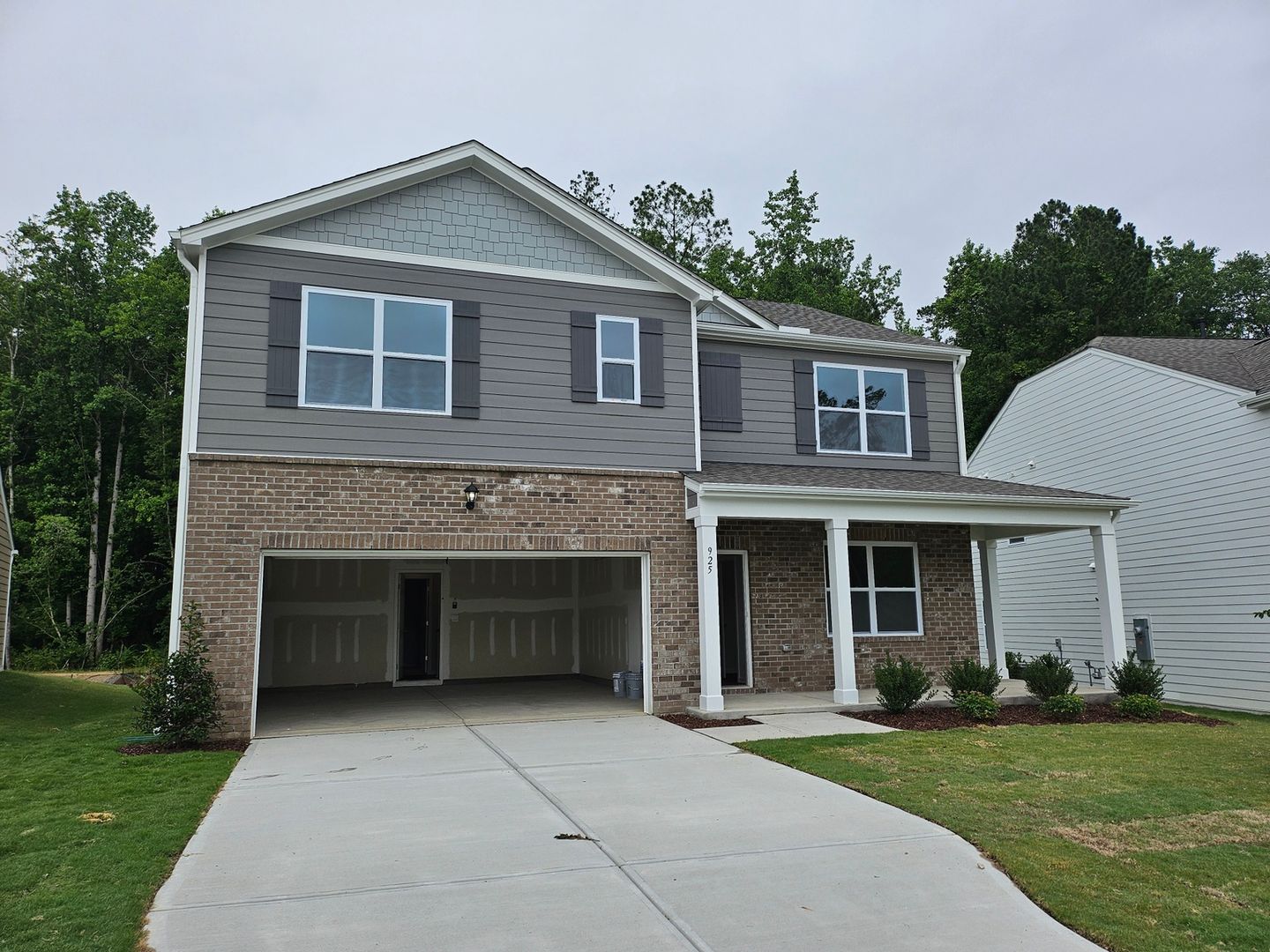 Wendell House: 925 Canis Minor Rd