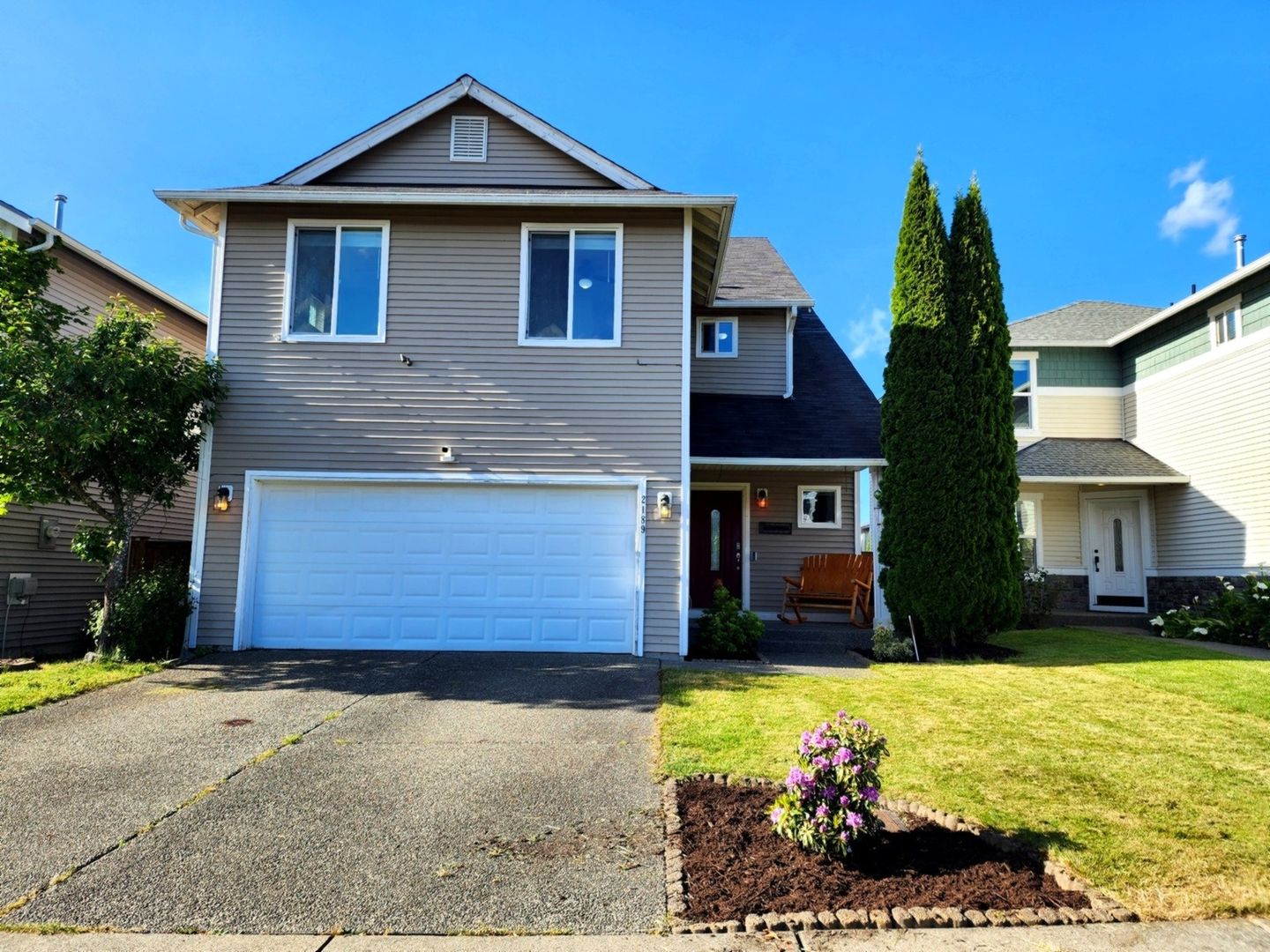 Port Orchard House: 2189 SW Grebe Way