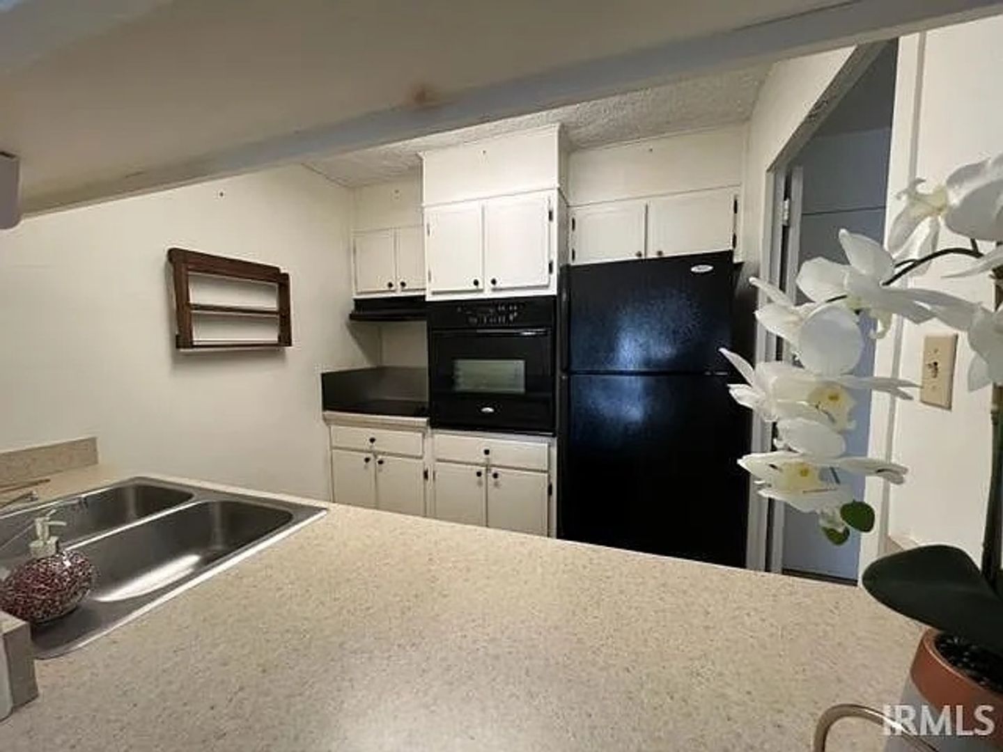 Evansville Condo: 1100 Erie Ave